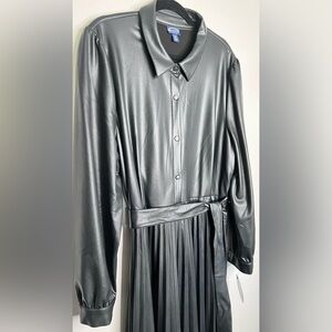 NWT Scoop Women’s Pleated Faux Leather MIDI Dress. Black XXL